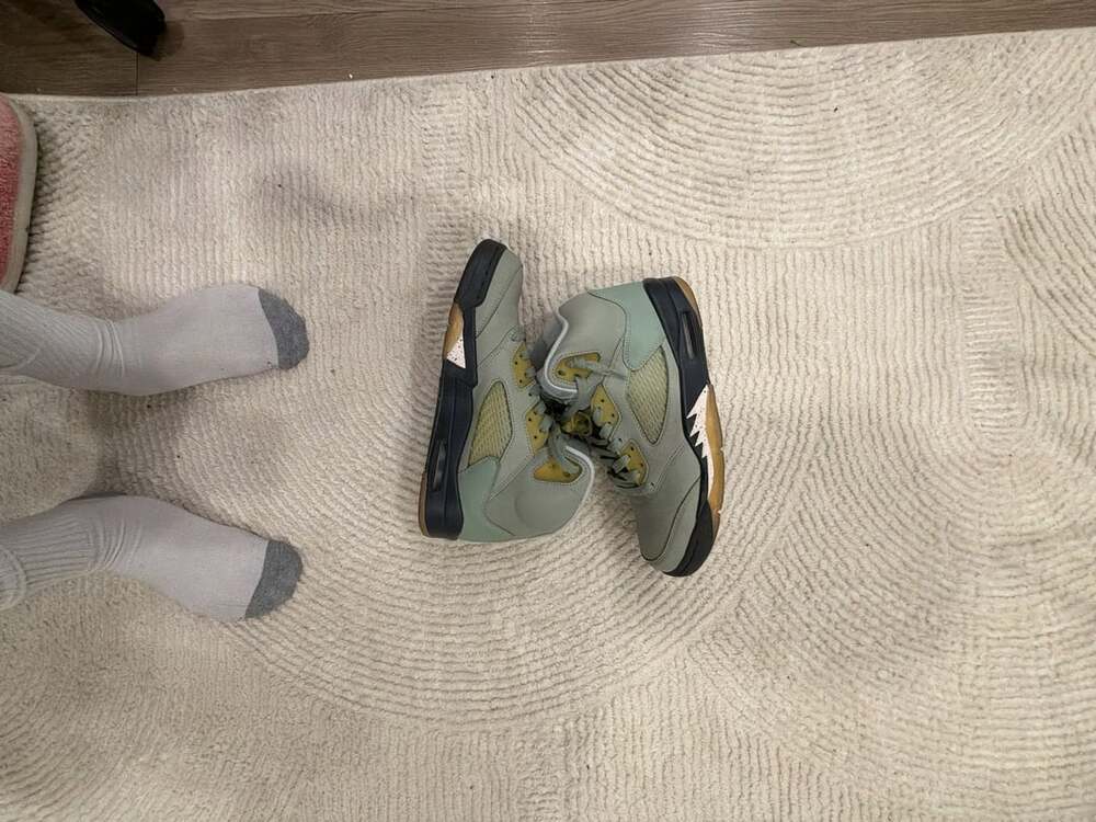 Nike Air Jordan 5 Retro Size 8.5 Jade Horizon DC7501-300